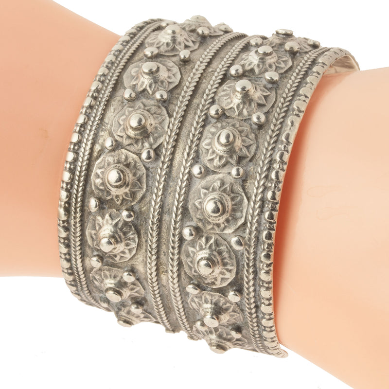 Singham Mukha Sterling Silver Bracelet Get Online Now from India